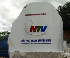 Bảng hiệu đá khối sự lựa chọn tối ưu cho doannh nghiệp.