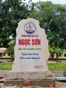 Bảng hiệu đá tự nhiên chất lượng