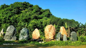 Kích Thước Biển Hiệu Đá Theo Phong Thủy: Cách Chọn Size Chuẩn & Thu Hút Tài Lộc.